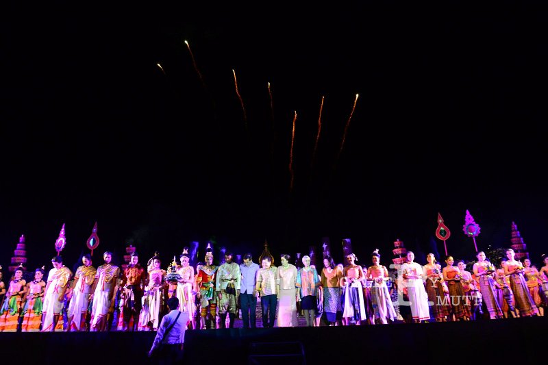20151125-Loy Kratong_89.JPG